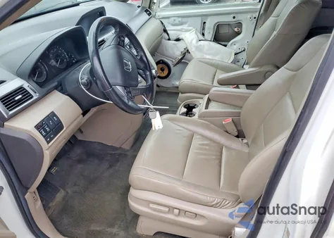 2013 Honda Odyssey Touring z USA, uszkodzony, nr VIN 5FNRL5H90DB088229